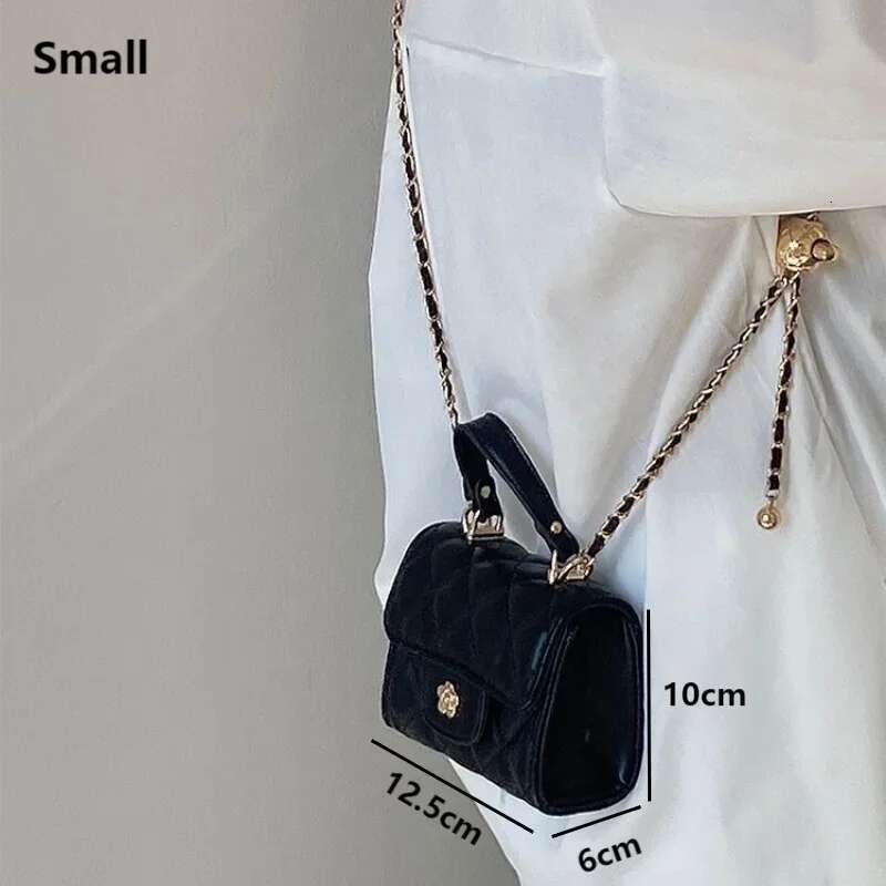 New Fashion Female Shoulder Fragrant Wind Rhombic Lattice Chain Women's Leisure Versatile Small Crossbody Bags