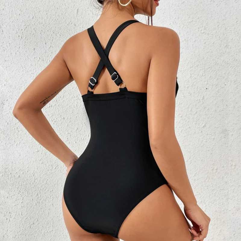 Red One-Piece Swimsuits Closed Womens Swimwear With Push Up Swimming Wear Bodysuit Beach Bathing Suits Beachwear Pool BatherXJ240108