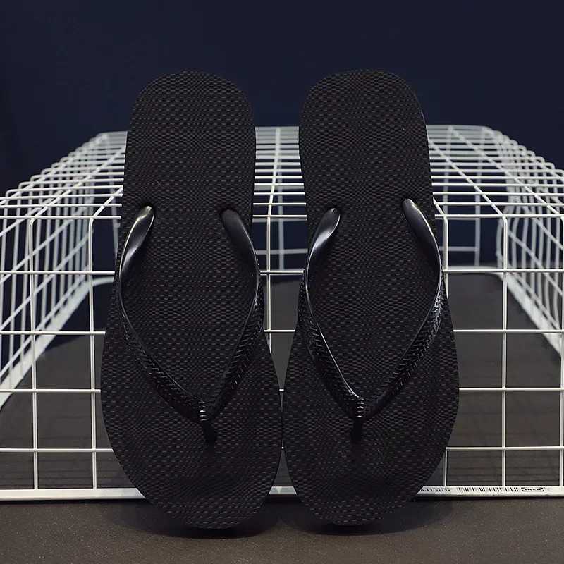 New Arrival Solid color anti slip casual couple slider womens summer beach slider outdoor womens flip breathable beach sandals T250108