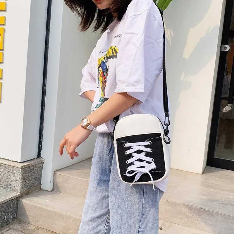 Women Bag Canvas Bag Fi Creative Persality Shoes Shape Shoulder Crossbody Bag Female Funny Handbag and PursesXJ250108