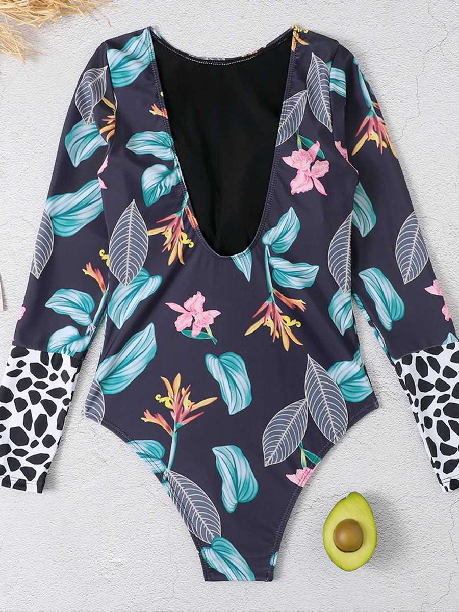 2023 Surfing Swimsuit Women One Piece Swimwear Print Long Seve Bathing Suit ss Rashguard Diving Clothes Padded BeachwearXJ240108