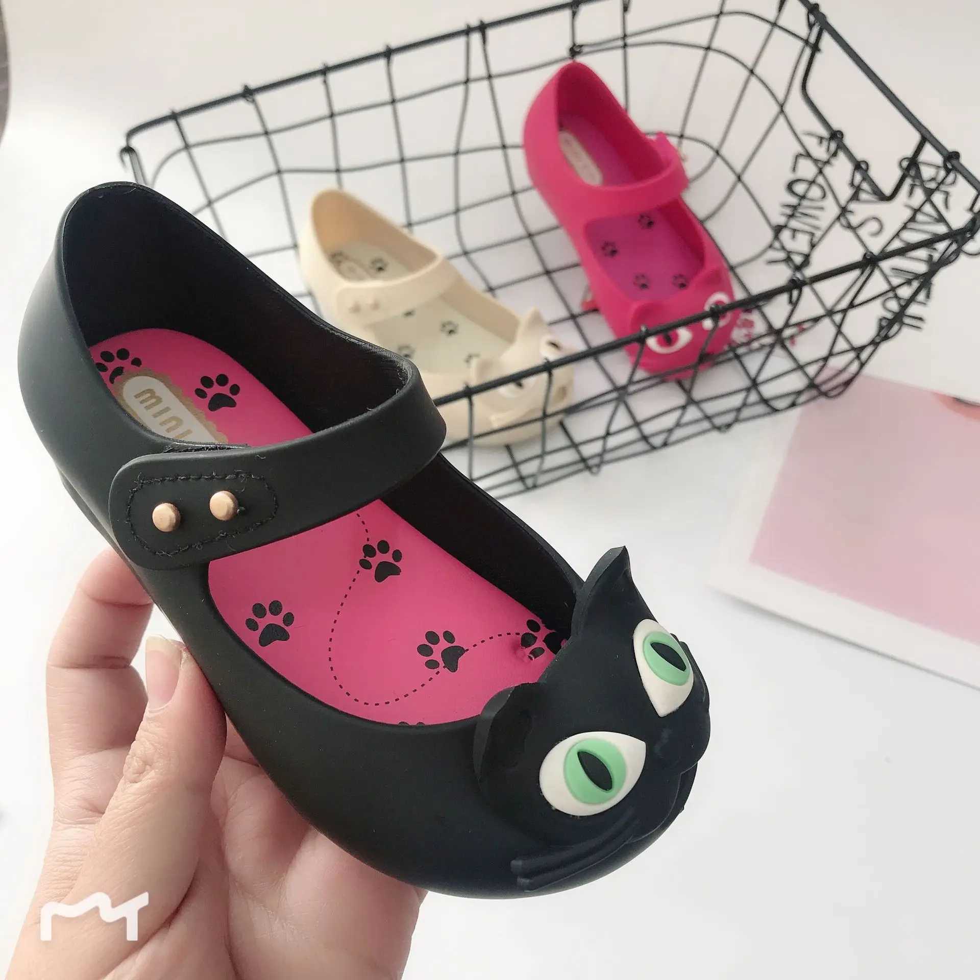 New girl princess shoes childrens cat jelly shoes childrens mini DD cute cat flat sandals comfortable sandals DD004 W250108