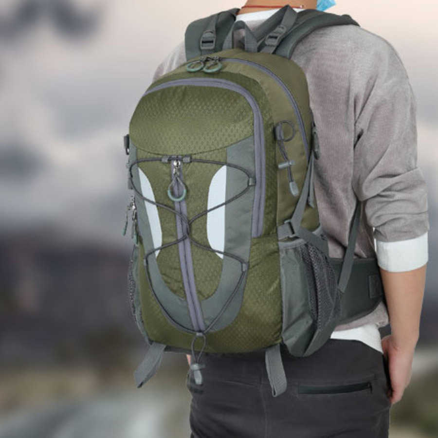 New Outdoor Mountaineering Backpack with Large Capacity Simple and Lightweight Waterproof Outdoor Travel and Sports Backpack 240920