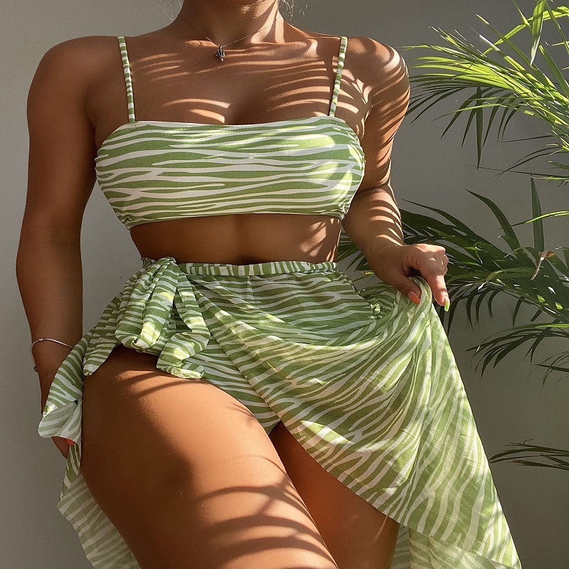 2025 new classic split style sexy and fashionable three piece designer women's swimsuit trendy beach swimsuit