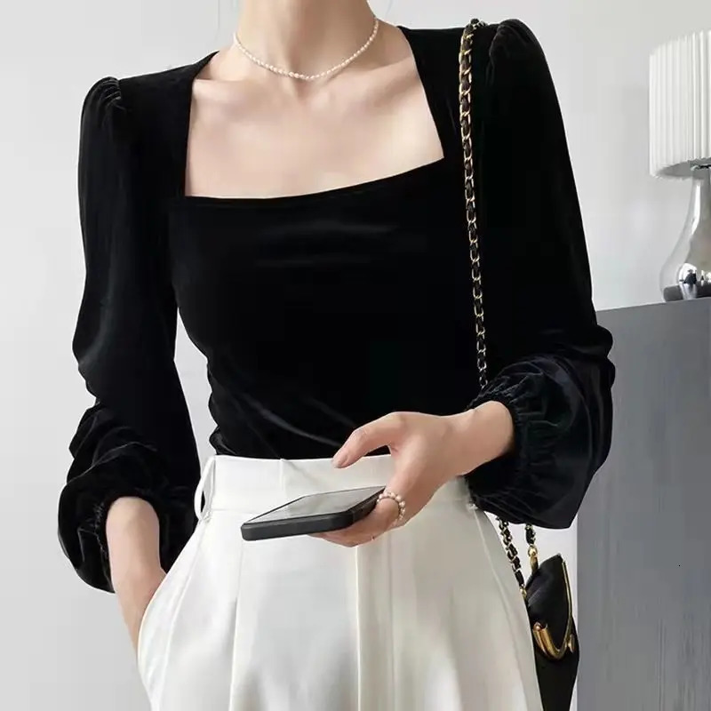 Chic Black Flannel Blouses Women Vintage Lantern Puff Sleeve Velvet Shirts Female French Style Square Collar Casual Tops 250109