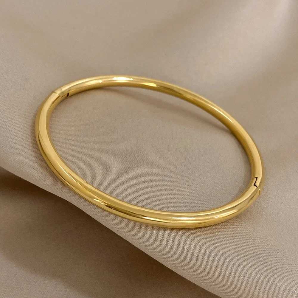Greatera Waterproof Polished Stainl Steel Cuff Bracelet Bangles for Women Gold Plated Smooth Metal Openable Bracelets JewelryXJ250109