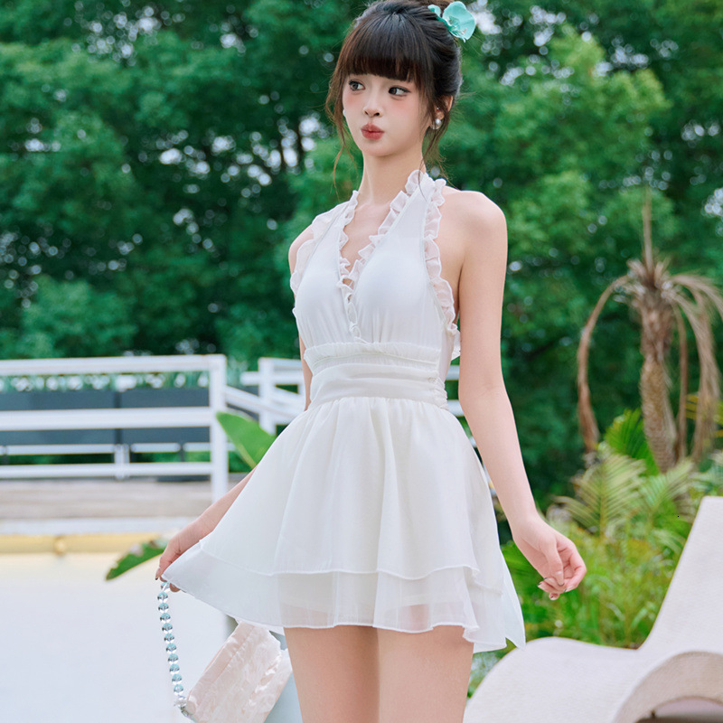 2025 New Fairy Style Women's Pure Desire Style Korean Sexy Lace Hot Spring Ruffle Pink Series Designer Women's Swimsuit