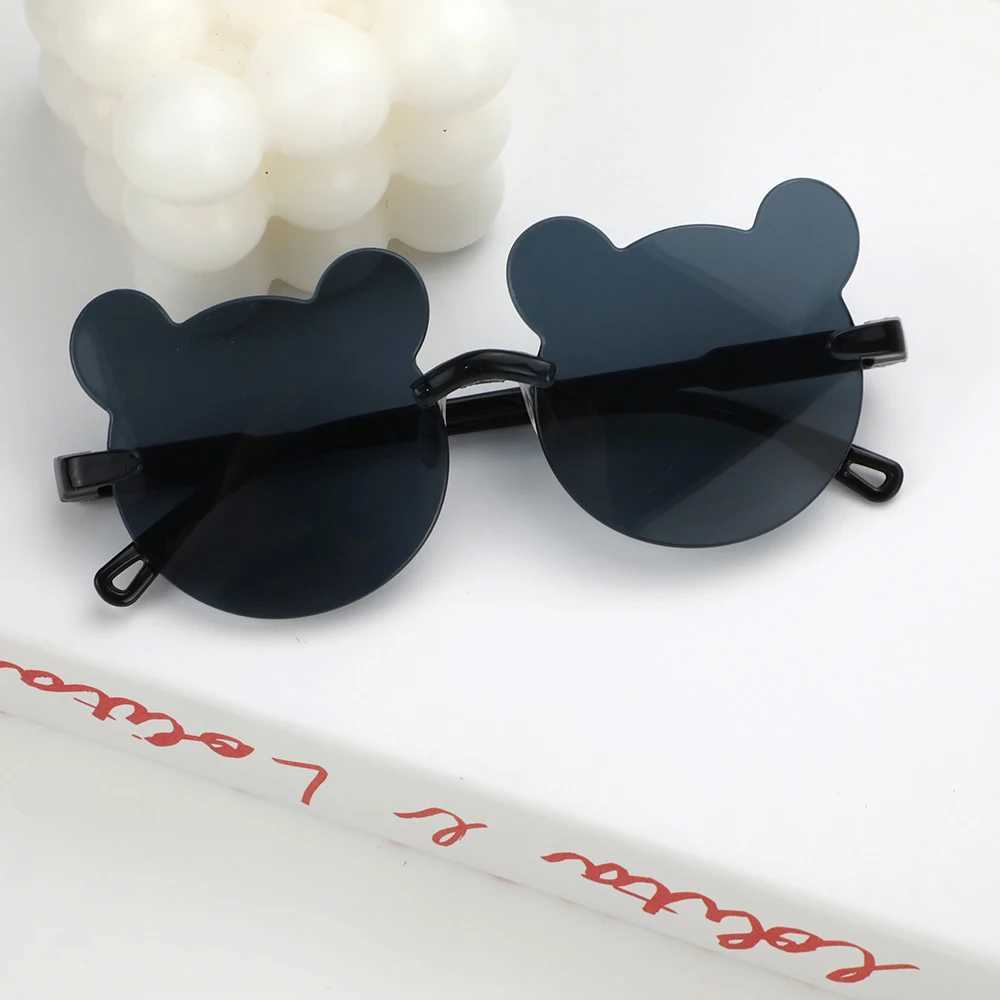 Childrens Cute Bear shaped Gradient Sunglasses Fashion Outdoor UV400 Sunglasses Baby Girls Sun Protective Glasses Childrens Sunglasses W250109