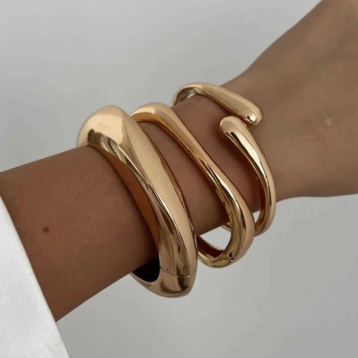 DIEZI 3 Styles Vintage Hip Hop Metal Cuff Bangles Punk Gold Silver Color Geometric Spring Bangles For Women Bracelet Men JewelryXJ250109