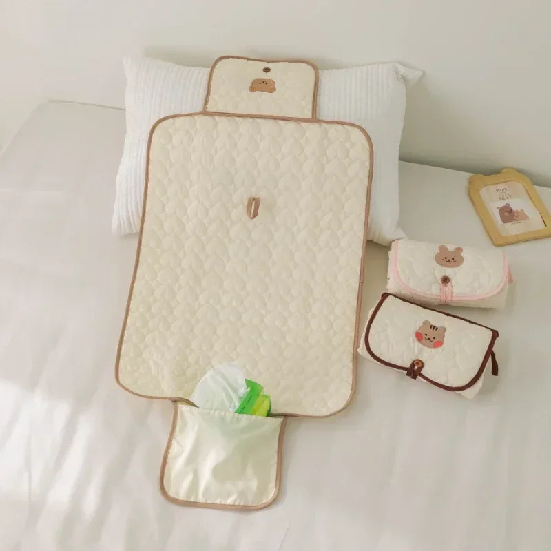 Foldable Portable Diaper Pad Waterproof Baby Infant Diaper Urine Mat for born Simple Bedding Cover Pad 250109