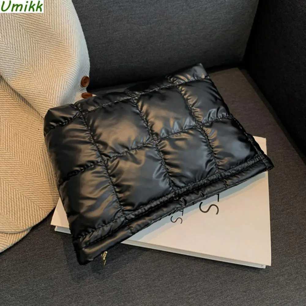 Womens makeup bag cotton pad bedding makeup bag black foam embossed storage bag W250109