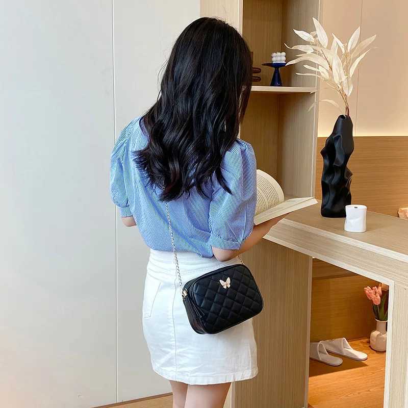 Casual export quilted embroidered shoulder crossbody womens bag 2022 versatile chain small square bag camera bag wholesaleXJ250108
