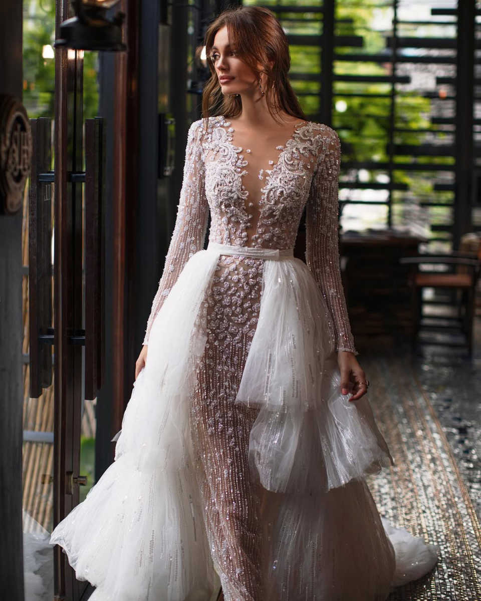 Beaded Mermaid Wedding Dresses Robes De Mariee V Neck Long Sleeve Bridal Gowns Dubai Bride Dress With Detachable Train