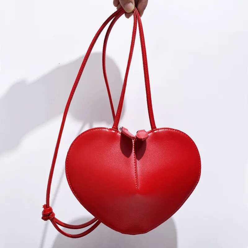 2025 New Classic European And American Fashion Heart Box Niche Design Style Textured Shoulder Crossbody Bag