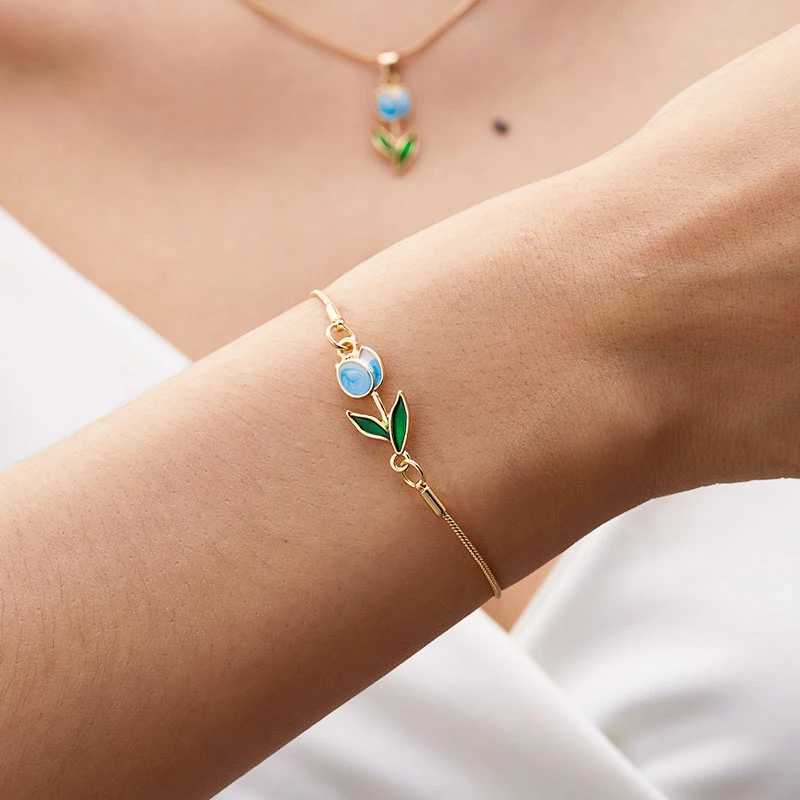 Jan Korea Elegant Tulip Rose Bracelet For Women Girls Sweet Colorful Flower Gold Color Metal Chain Bracelets Aesthetic JewelryXJ250109