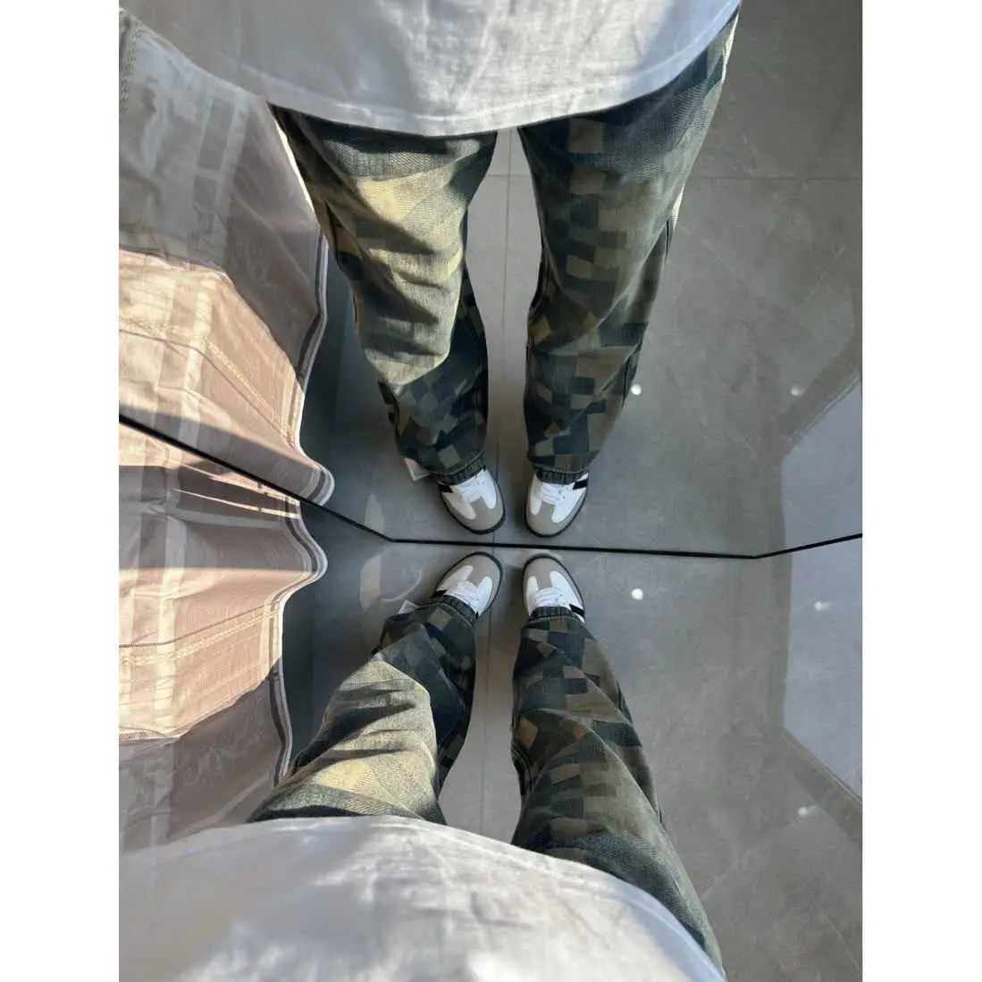 2025S Fashion Designer High Quality American Washed Retro Checkered Jeans For Couples Hip Hop Trend Straight Leg Personalized Loose Micro Striped Men 