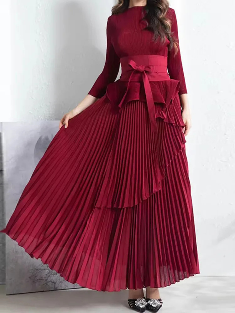 GVUW Pleated Fashion Party 2 Piece Set Women Round Neck Irregular Belt Gathered Waist Solid Color Long Skirts 2025 32C1114 250109
