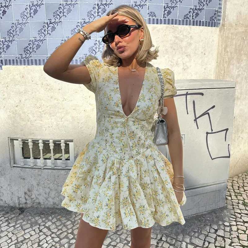 Womens printed sexy tight corset V-neck puff sleeve pleated A-line mini dress 2025 summer holiday party Y2k womens long robe M250109