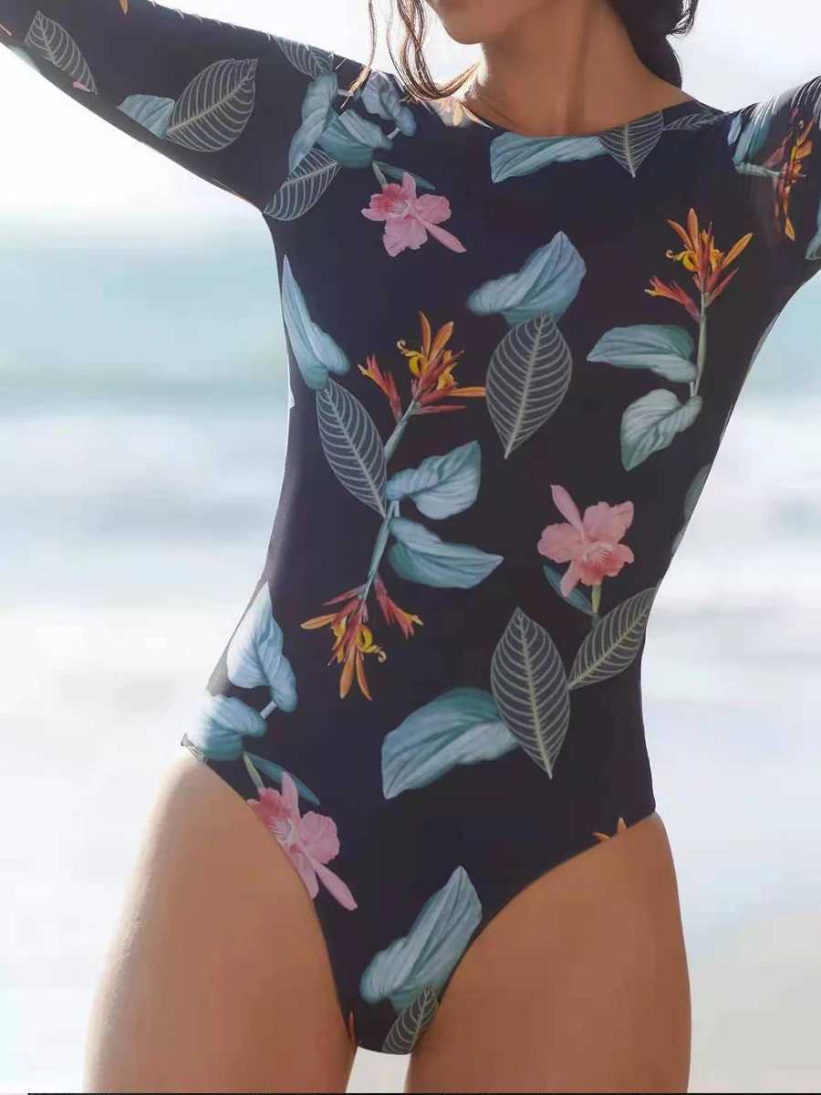 2023 Surfing Swimsuit Women One Piece Swimwear Print Long Seve Bathing Suit ss Rashguard Diving Clothes Padded BeachwearXJ240108
