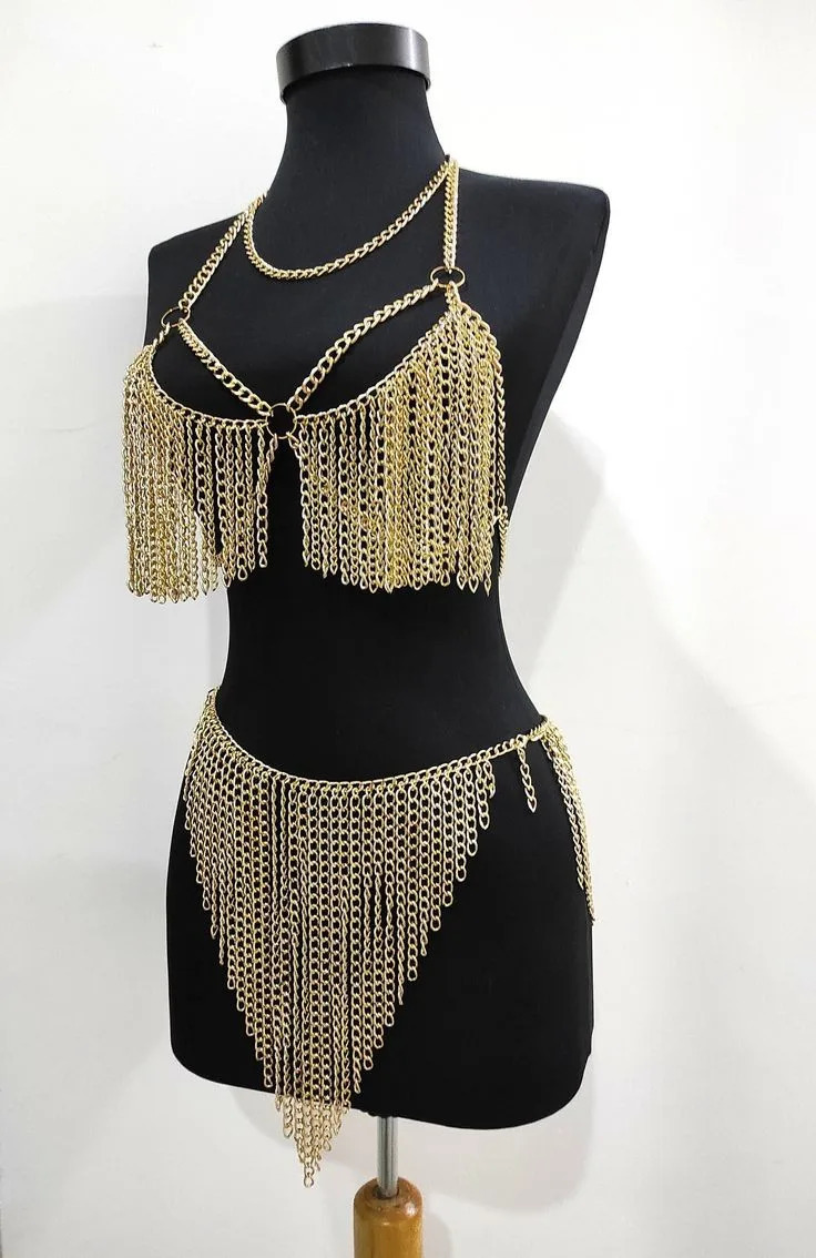 2024 Chest chain Waist chain A set of metal body chain accessories 250107