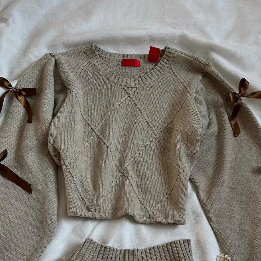 Y2K Knitted Splicing Short Skirt Two Piece Set Women Knitted Long Sleeved Sweater Cute Bow Mini Pleated Skirt Autumn Winter Suit 241225