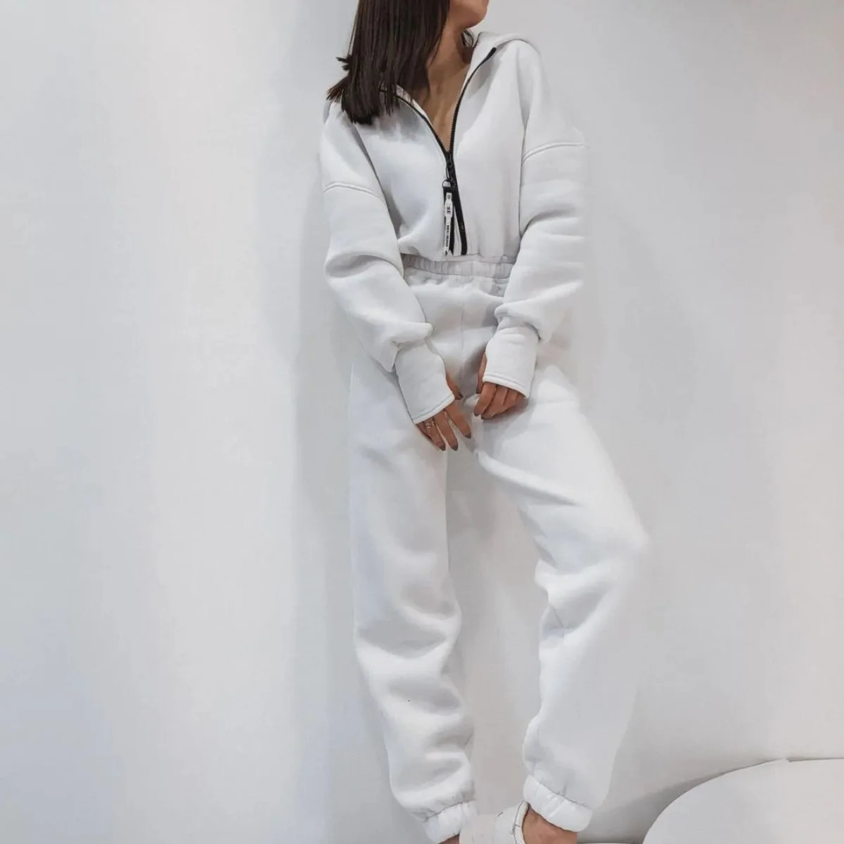 Winter Two Piece Sets Women Tracksuit Oversized Suit Autumn Trouser Suits Female Sweatshirt Solid Sports Hoodie Sportswear 250106