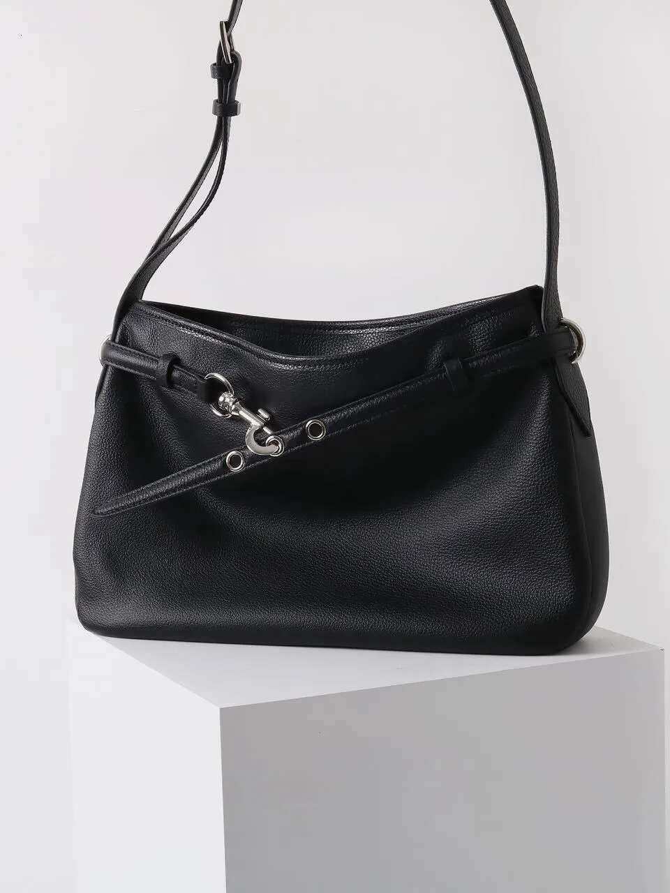 High Quality Genuine Leather For Women New 2025 Fashion Female Shoulder Bag Large Soft Crossbody Bags Bolsas Feminina