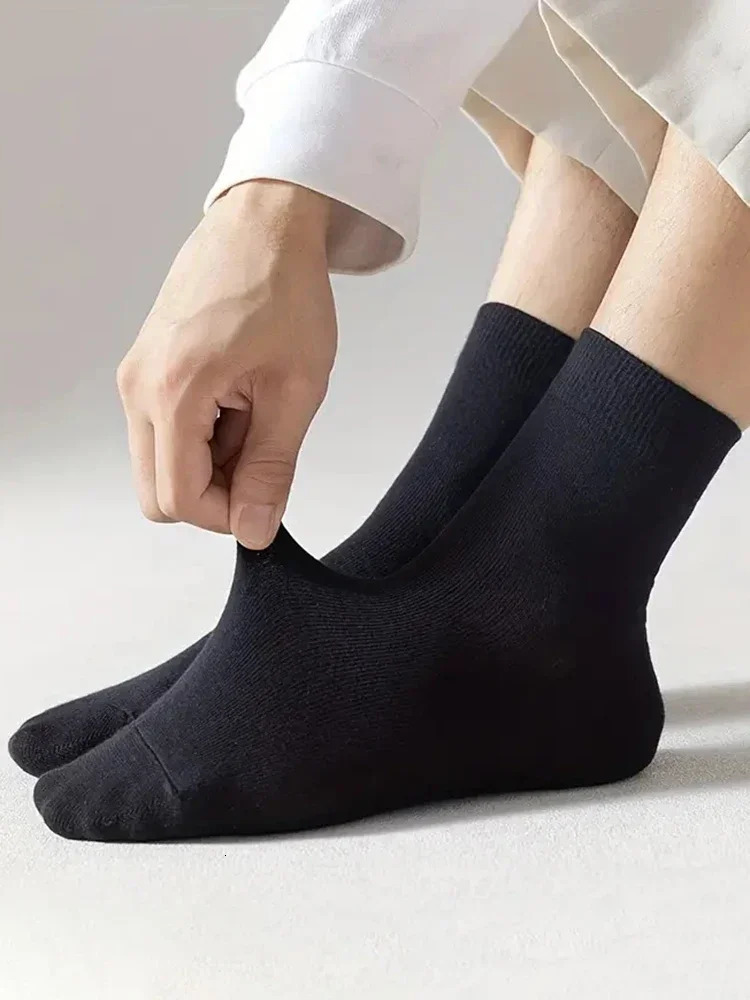 6 Pairs Solid Color Mens Mid Length Socks Fashion Comfortable Autumn Classic Black Business Sock Highquality Short 250108
