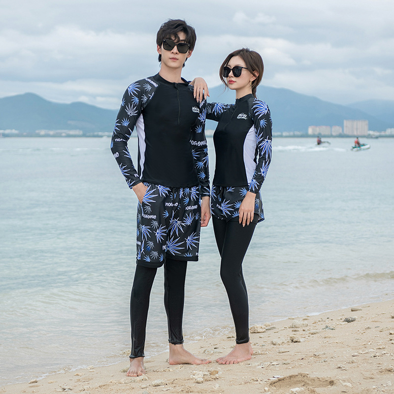 2025 New Couple Digital Printed Small Fresh Snorkeling and Surfing wetsuit Designer Summer Swimsuit Trendy Beach Swimsuit