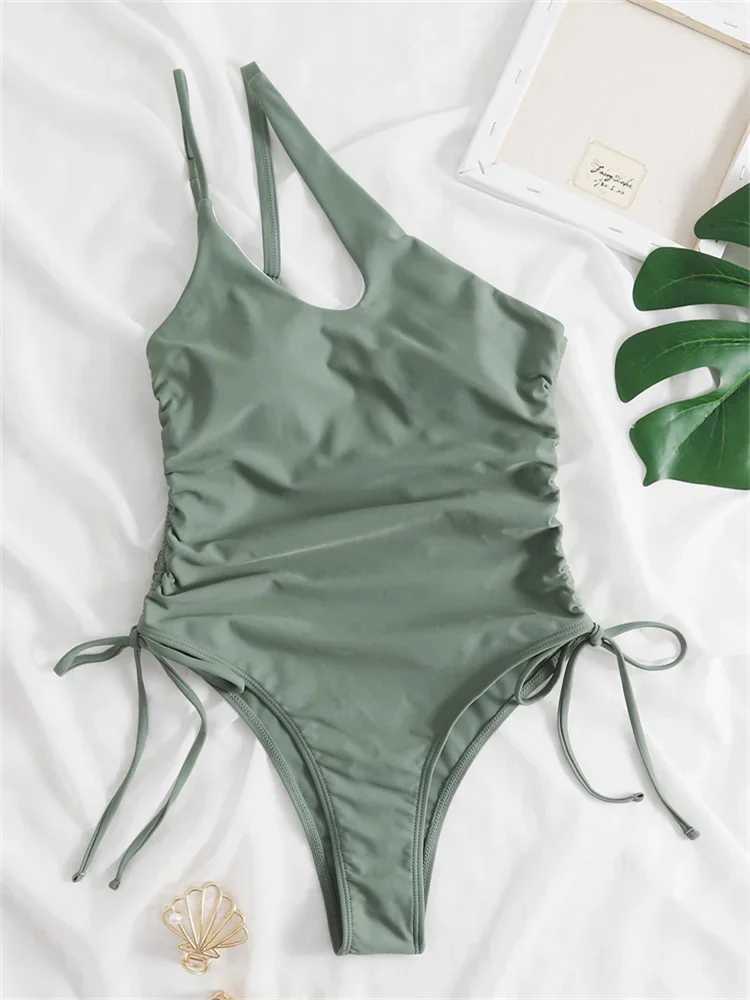 One-Piece Swimsuit Women Swimwear 2023 New Solid Green Thong One Shoulder Monokini Sexy Bathing Suit Brazilian Beachwear SummerXJ240108