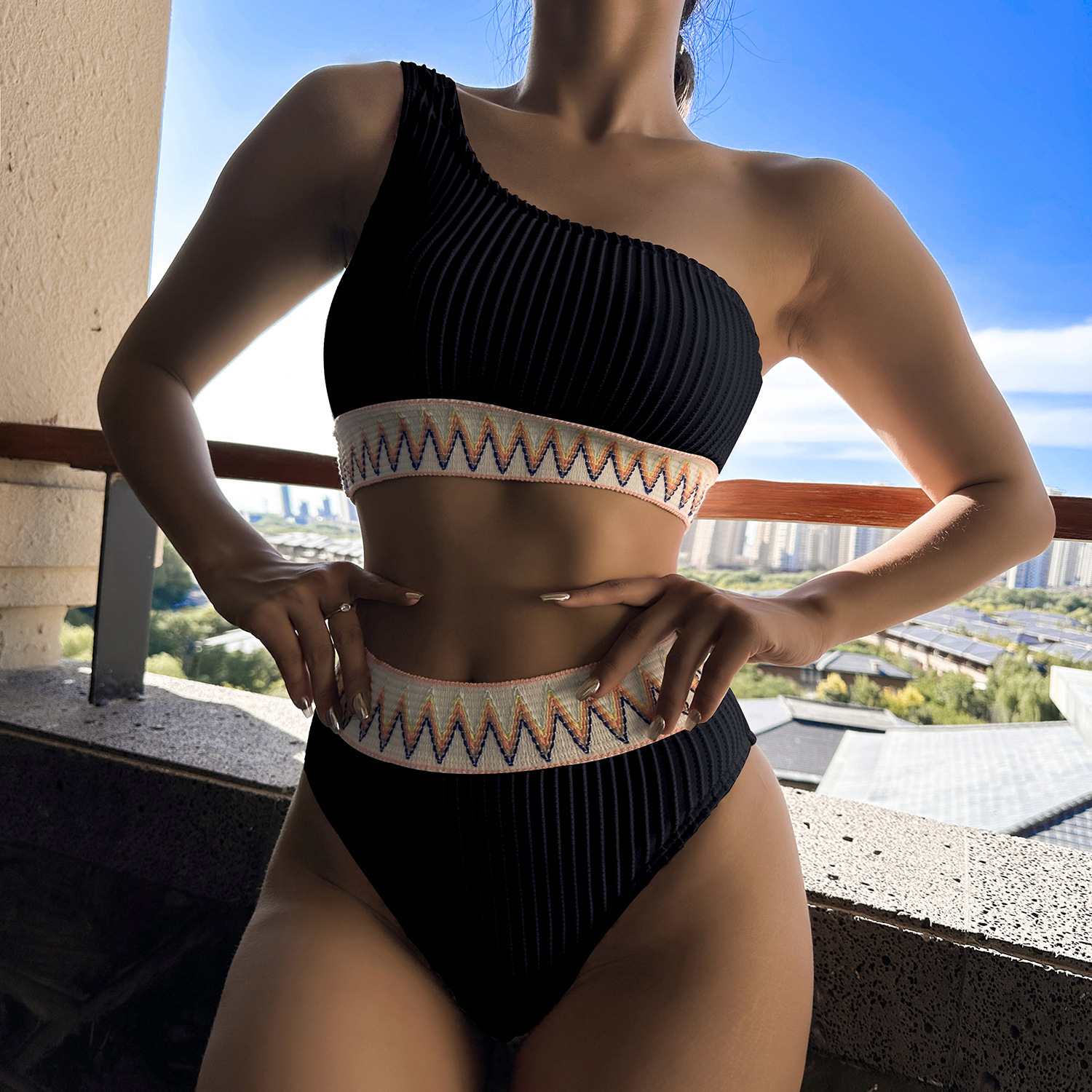 2025 New Sexy Solid Sexy Beach Bikini Designer Swimsuit Color Split Bikini Swimsuit