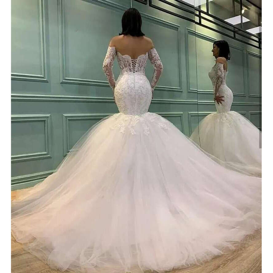 2024 Vintage Mermaid Wedding Dresses Bridal Gowns Off Shoulder Long Sleeves Tulle Lace Appliques Plus Size African Nigerian Fishtail Robe De Mariee Co
