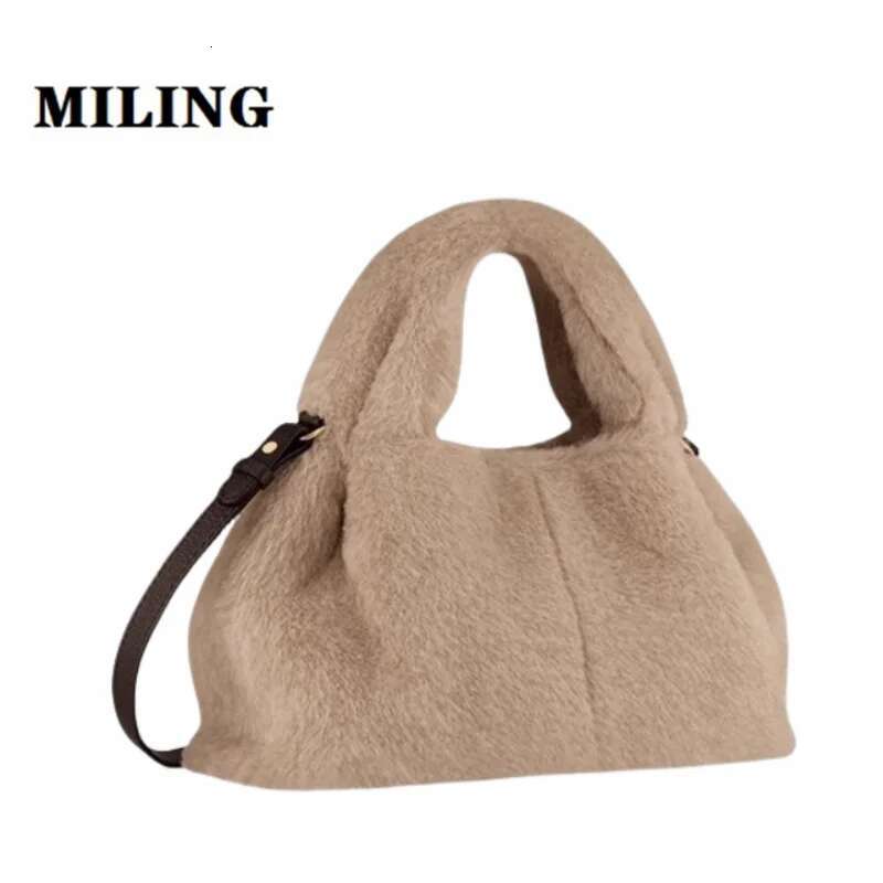 Wool Cloud For Winter Fluffy Short Handle Clutch Women's Vintage Single Shoulder Soft Cute Crossbody Bag
