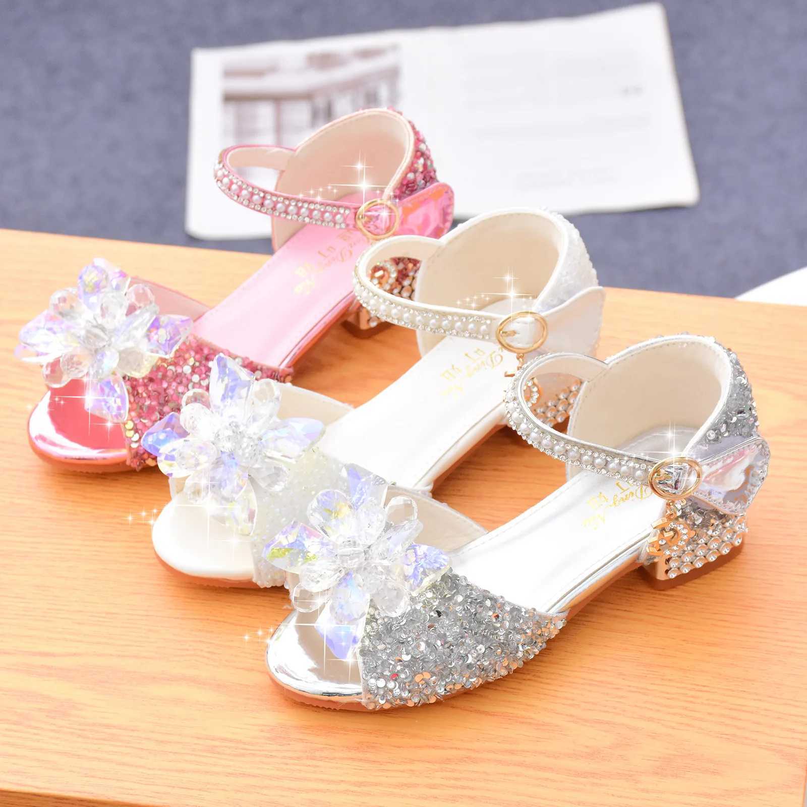 Summer girls sandals princess shoes childrens high heels girls fashion crystal models runway show hosts student performance shoes W250108