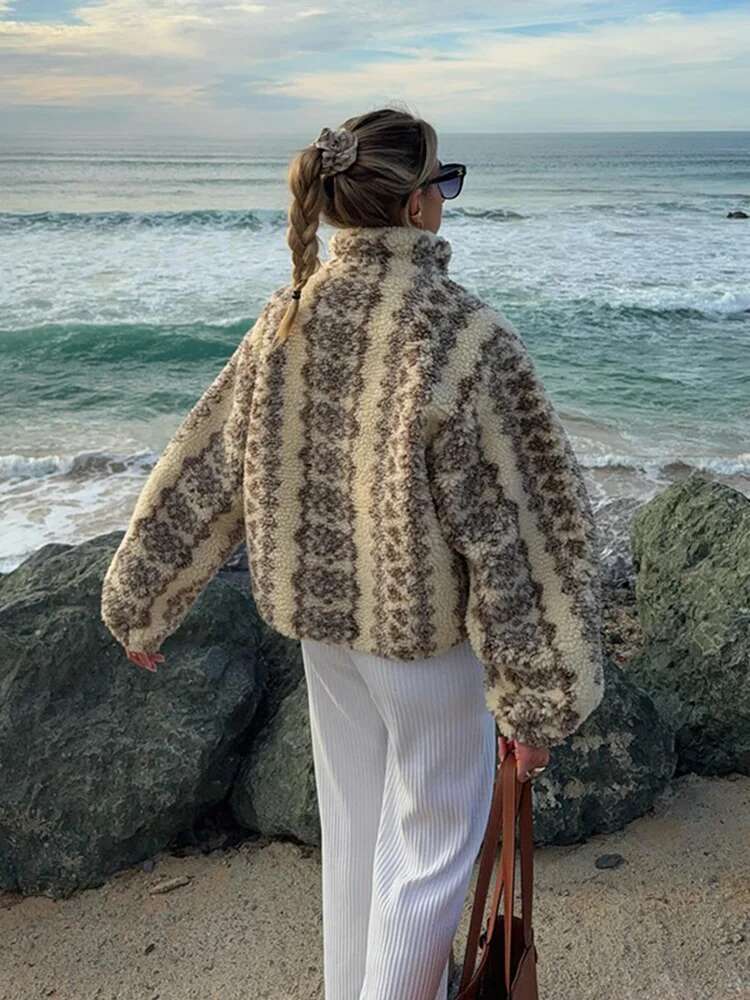 Fashion Woman Printed Wool Blend Stand Collar Zipper Front Long Sleeved Furry Coats Relaxed Autumn Winter Jacket Coat