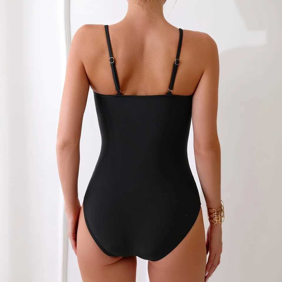 2024 New Solid One Piece Swimsuit Lady Bodysuit Women Swimwear Biquini Summer Bathing Suits Lady Beachwear XXLXJ240108