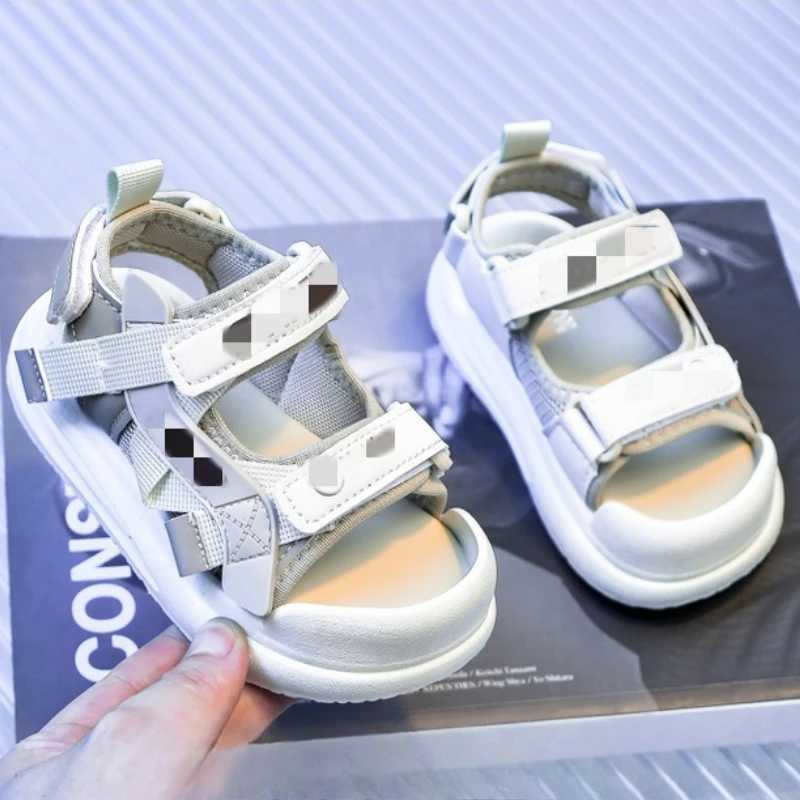 Childrens summer fashionable soft soled sandals fashionable casual beach shoes breathable girls soft soled sandals Nino W250108