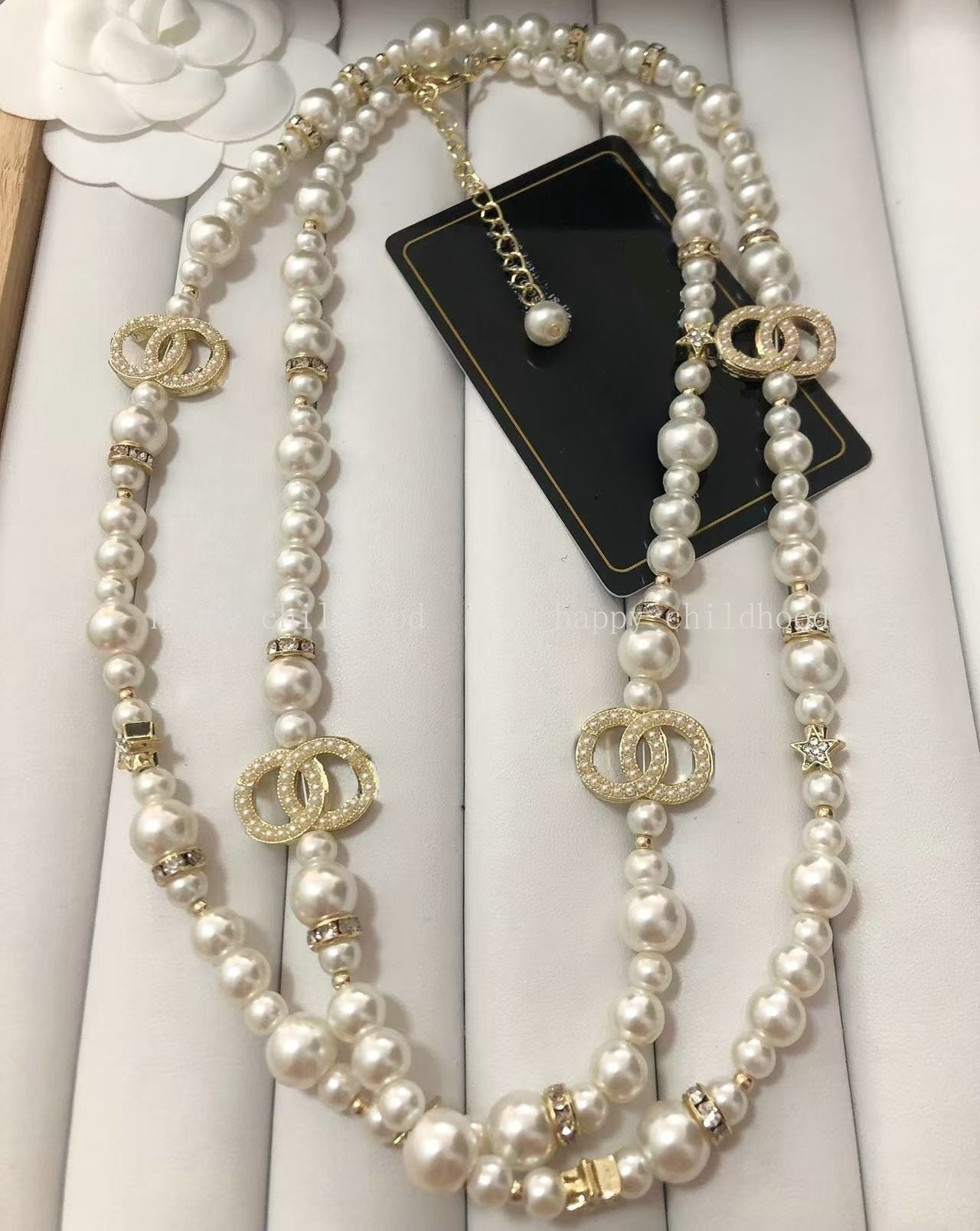 Classic Diamond Pendant Necklace Designer High Quality Pearl Sweater Chain Women Necklace Wedding Jewelry Gift