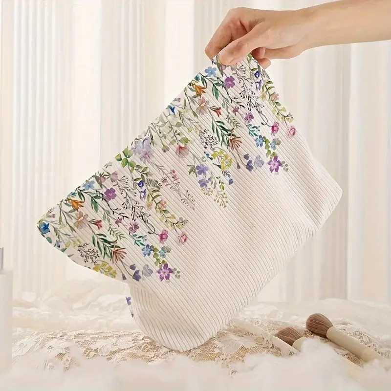 Floral printed Corduroy makeup bag lightweight zipper makeup storage box multifunctional bag with lining W250109
