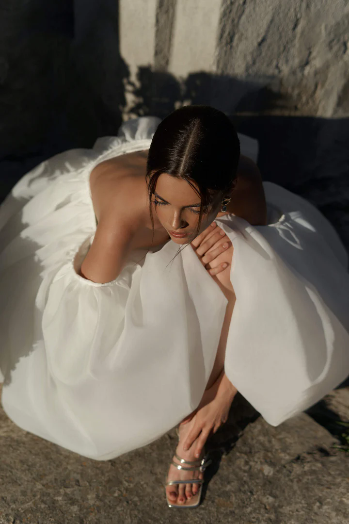 Princess Off the Shoulder Sheath Mini Wedding Dresses for Women White Short Organza Brides Strapless Bridal Gown Vestido De Noiva Customized