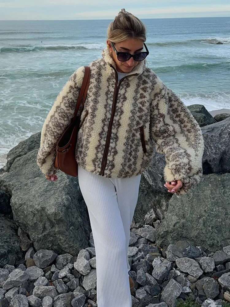 Fashion Woman Printed Wool Blend Stand Collar Zipper Front Long Sleeved Furry Coats Relaxed Autumn Winter Jacket Coat
