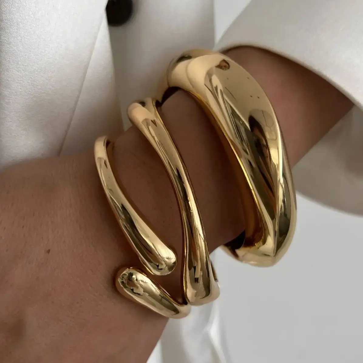 DIEZI 3 Styles Vintage Hip Hop Metal Cuff Bangles Punk Gold Silver Color Geometric Spring Bangles For Women Bracelet Men JewelryXJ250109