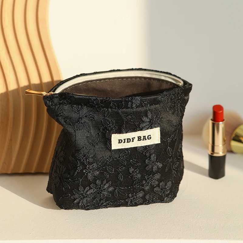 Black Embroidery Womens Makeup Bag Portable Small Makeup Change Storage Bag Travel Card Box Keybox Inner Can Bag W250109