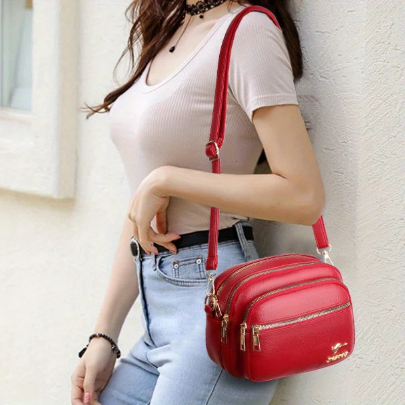 Trendy Multi-layered Fashionable Bag For Women Versatile Crossbody Bag Large Capacity For Daily Work Commute. 250106