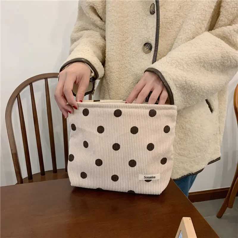 Fashion Corduroy Makeup Bag Womens Handbag Wallet Smile and Spot Makeup Organizer Storage Makeup Bag Girls Pencil Bag W250109