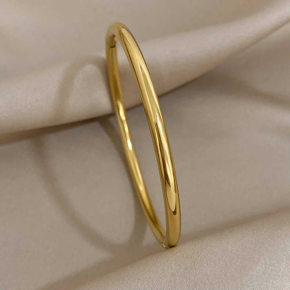Greatera Waterproof Polished Stainl Steel Cuff Bracelet Bangles for Women Gold Plated Smooth Metal Openable Bracelets JewelryXJ250109