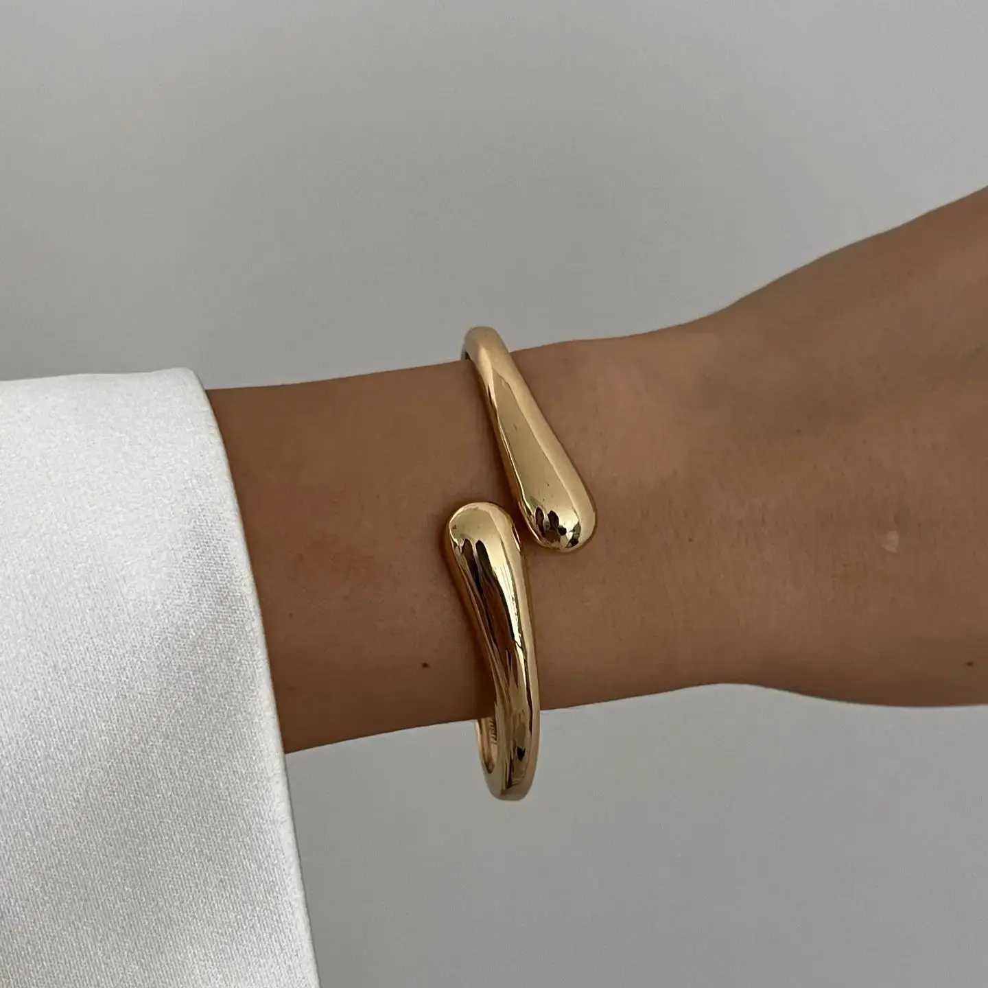 DIEZI 3 Styles Vintage Hip Hop Metal Cuff Bangles Punk Gold Silver Color Geometric Spring Bangles For Women Bracelet Men JewelryXJ250109