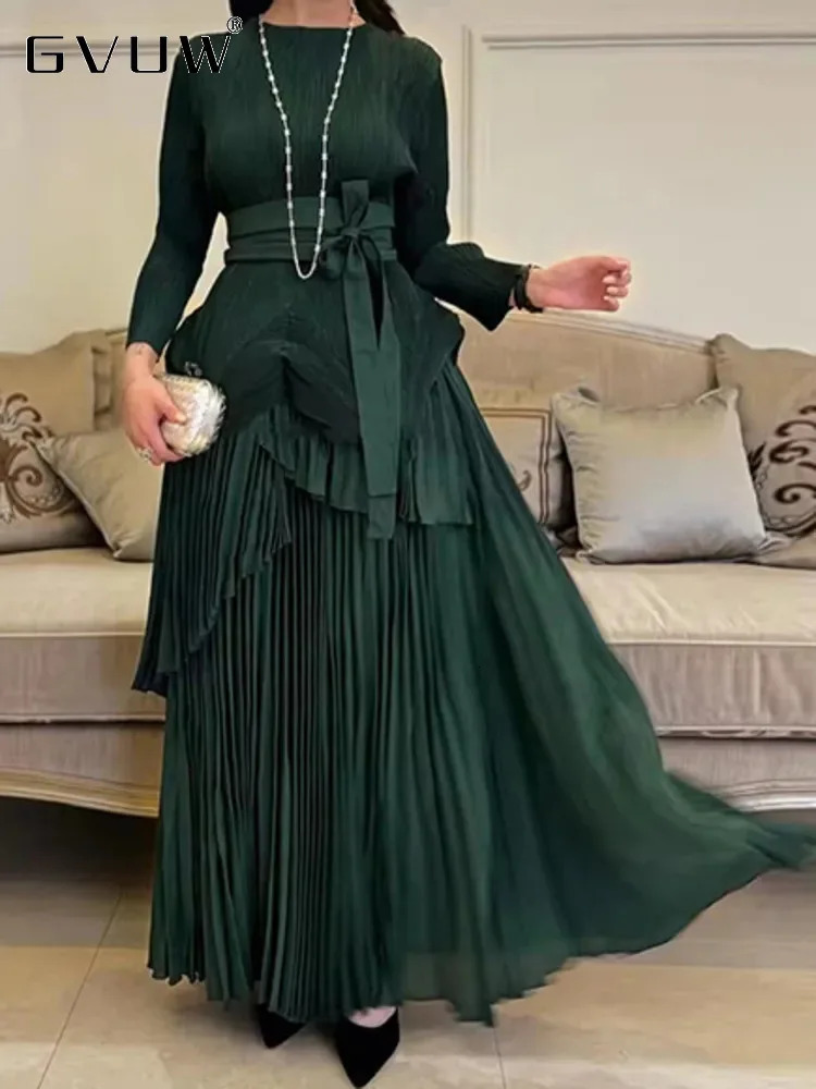 GVUW Pleated Fashion Party 2 Piece Set Women Round Neck Irregular Belt Gathered Waist Solid Color Long Skirts 2025 32C1114 250109