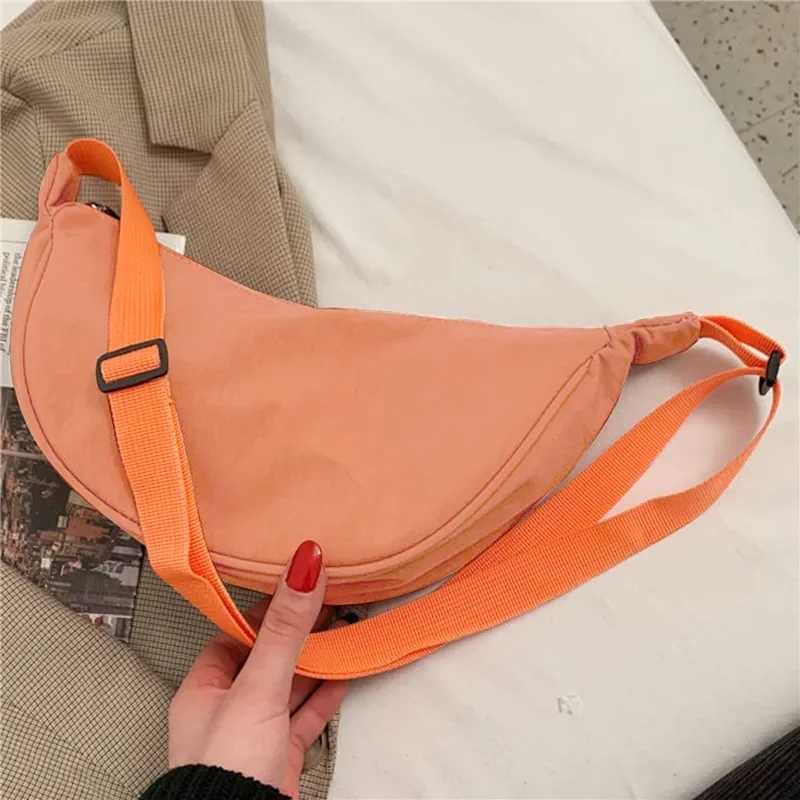 Womens Crossbody Dumpling Shape Lightweight Underarm Knapsack Nyl Large Capacity Smooth Zipper Females e Shoulder BagXJ250108