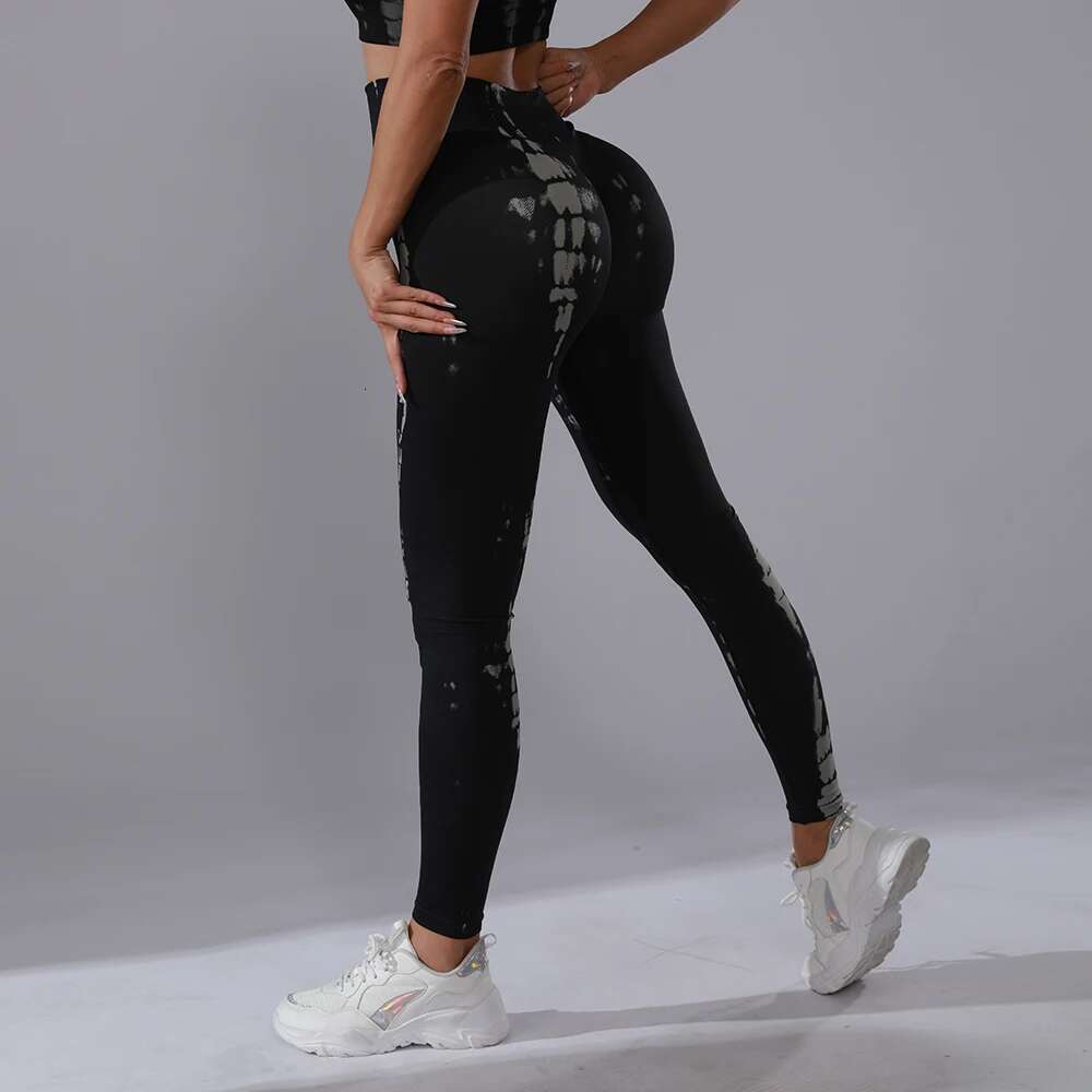 Sports Tights Woman For Yoga Pants Wear Gym Trousers Summer Joggings Femme Legging Push Up Leggings Sportswear Women's Clothing